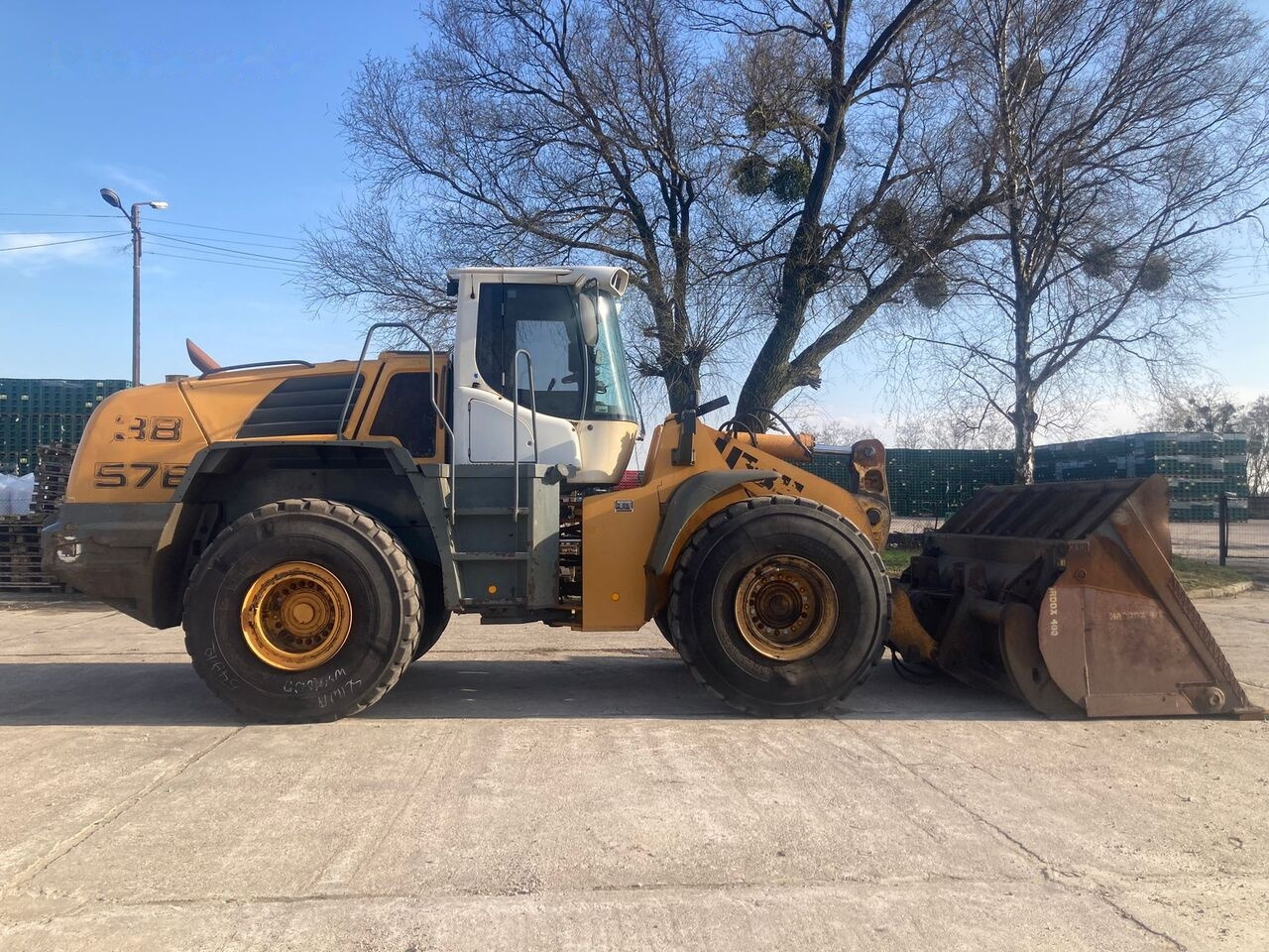 Wheel loader Liebherr 576 high lift bucket 5m³