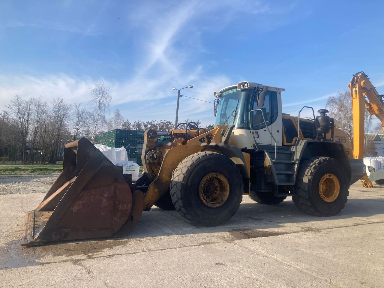 Wheel loader Liebherr 576 high lift bucket 5m³