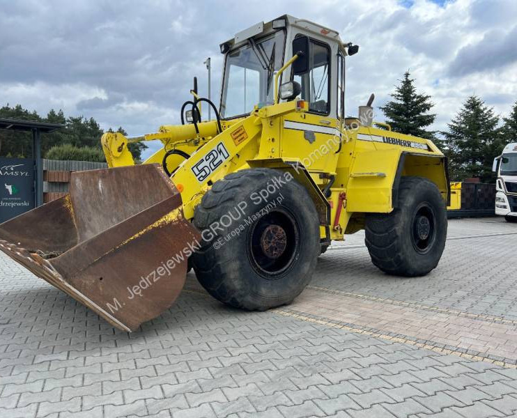 Wheel loader Liebherr L522 L521