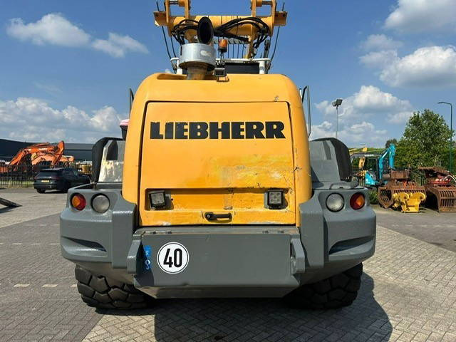 Wheel loader Liebherr L580 Loghandler