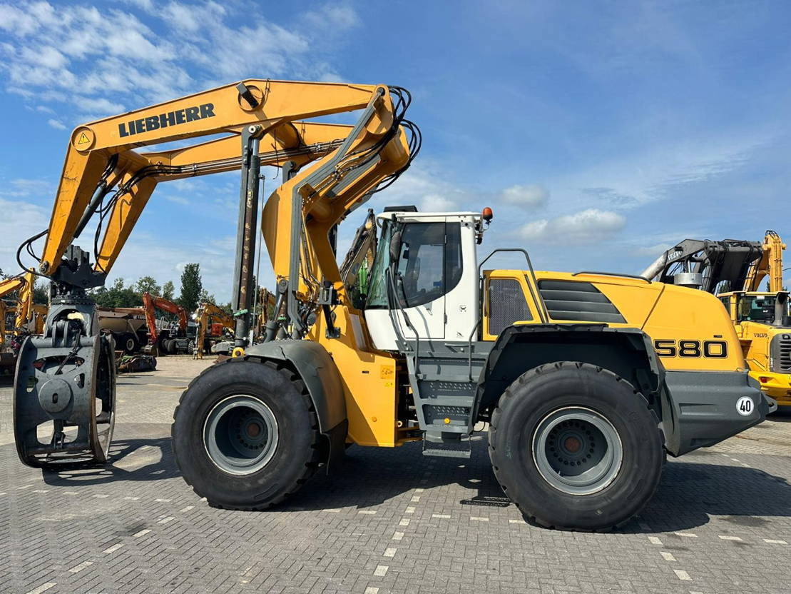 Wheel loader Liebherr L580 Loghandler