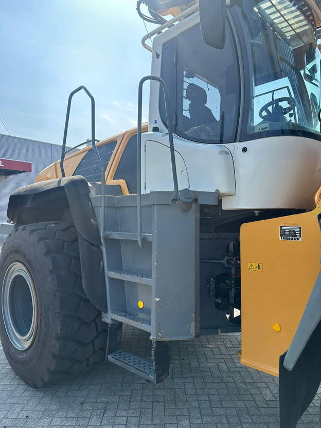 Wheel loader Liebherr L580 Loghandler