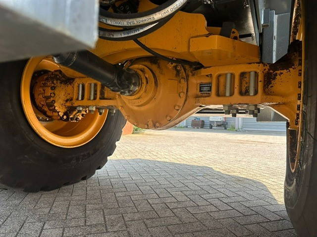 Wheel loader Liebherr L580 Loghandler