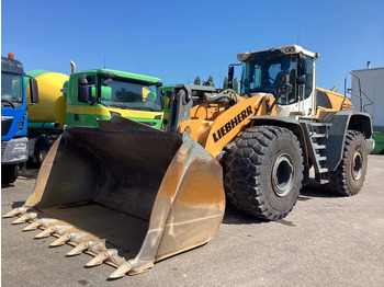 Wheel loader Liebherr L586 XPower Zentralsch Joysticklenkung 1 hand 