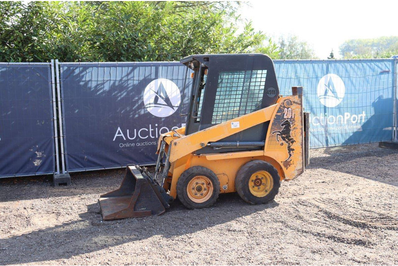 Wheel loader Mustang 2012