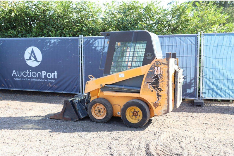 Wheel loader Mustang 2012