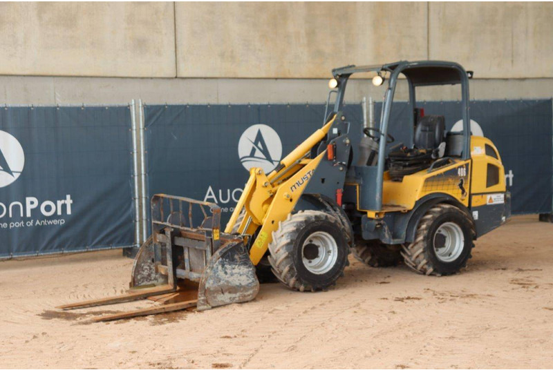 Wheel loader Mustang AL406