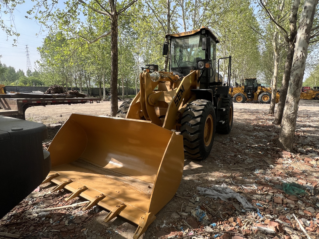 Wheel loader SEM SEM636D