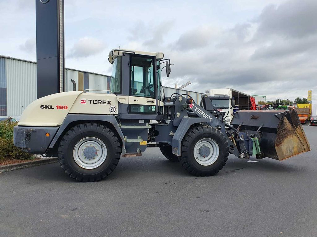 Wheel loader Terex Schaeff SKL 160 / Palettengabel & Schaufel