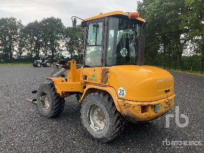 Wheel loader VOLVO L30B-Z