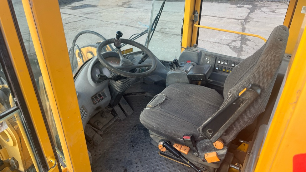 Wheel loader VOLVO L70D