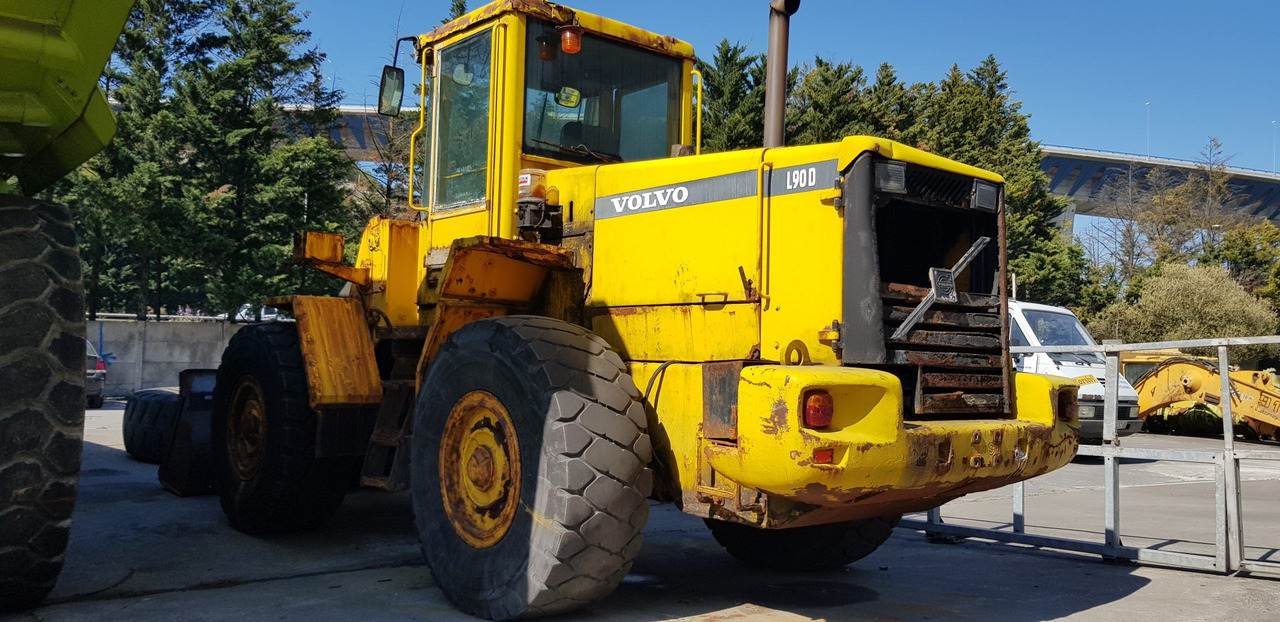 Wheel loader VOLVO L90D S/N 33264