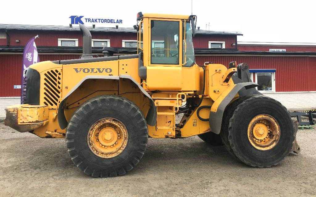 Wheel loader Volvo L110E Dismantled for spare parts