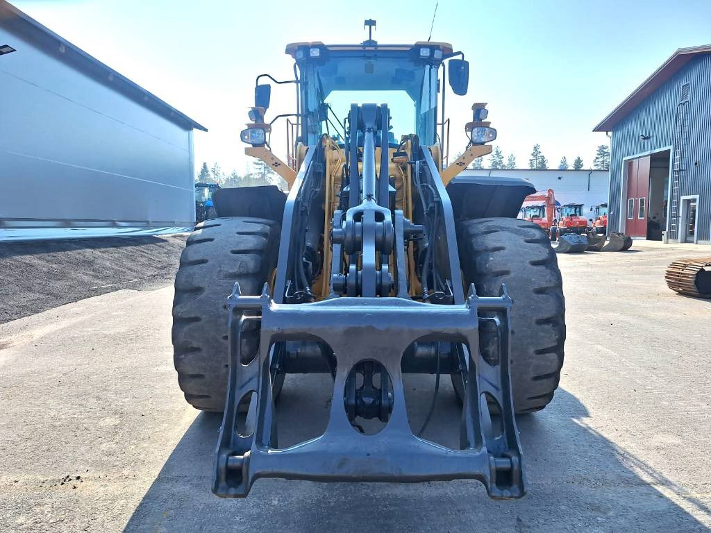 Wheel loader Volvo L120H LONG BOOM, VAAKA YM.