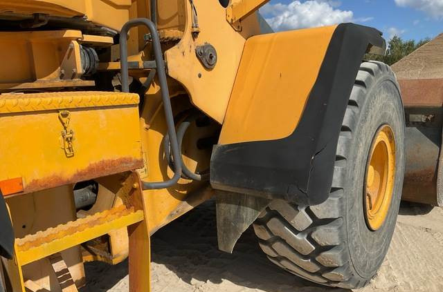 Wheel loader Volvo L180G