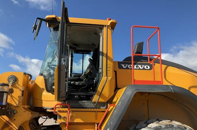 Wheel loader Volvo L180H