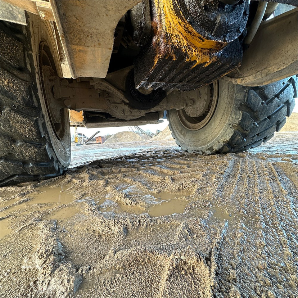 Wheel loader Volvo L180 E