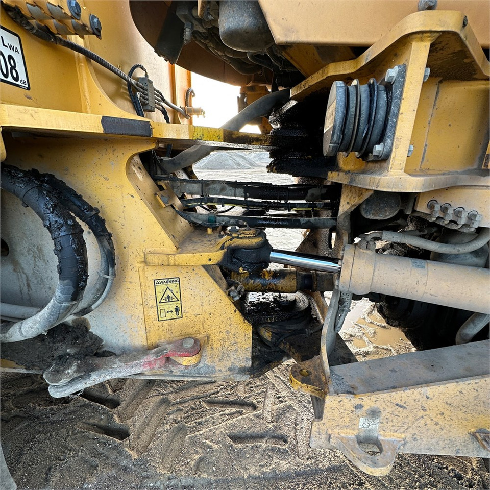 Wheel loader Volvo L180 E