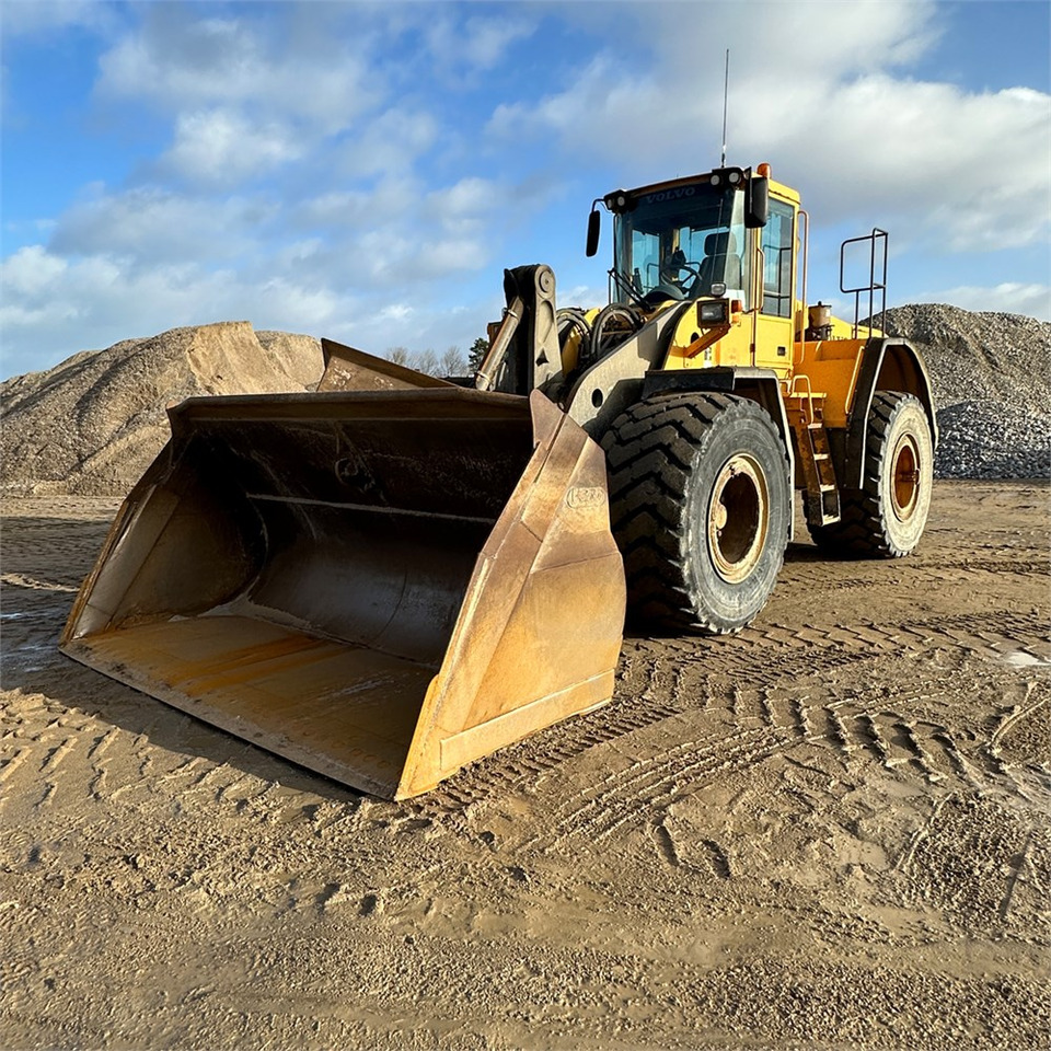 Wheel loader Volvo L180 E