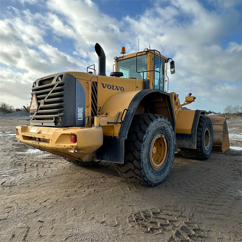 Wheel loader Volvo L180 E