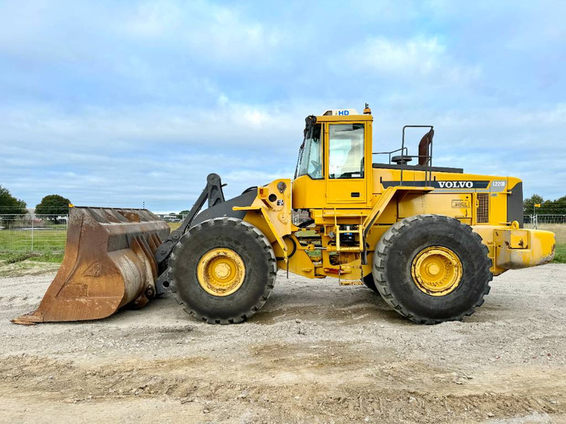 Wheel loader Volvo L220D - Dutch Machine / Pressurised Cabin