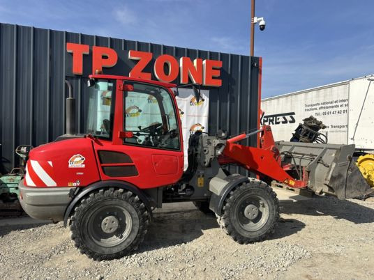 Wheel loader Volvo L28F à 39500 Euros HT