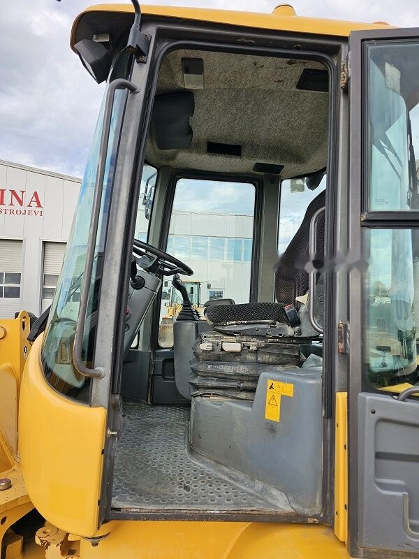 Wheel loader Volvo L30B