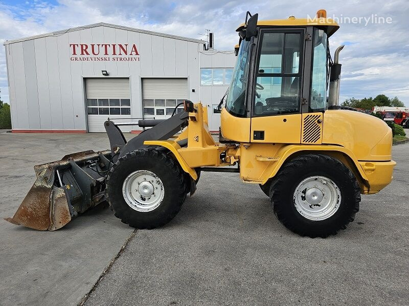 Wheel loader Volvo L30B