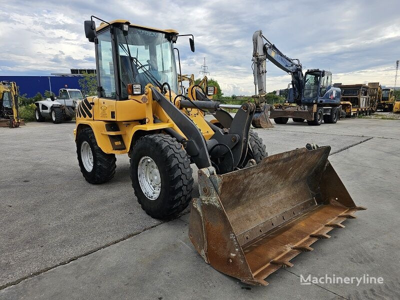 Wheel loader Volvo L30B