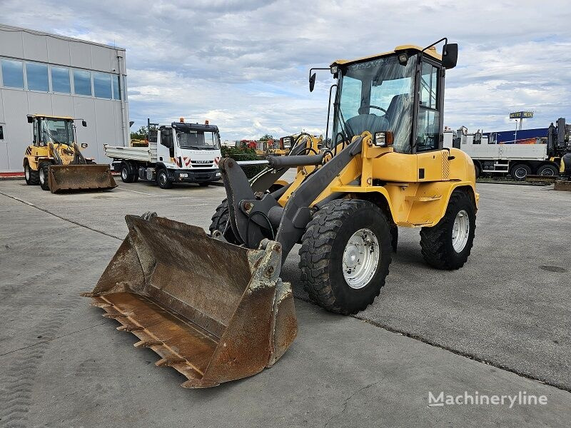 Wheel loader Volvo L30B