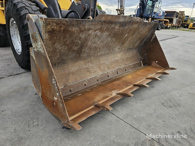 Wheel loader Volvo L30B