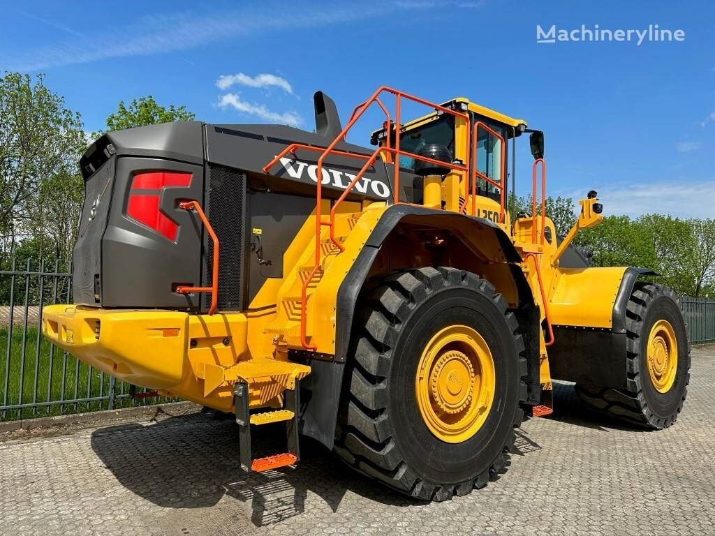 Wheel loader Volvo L350H2