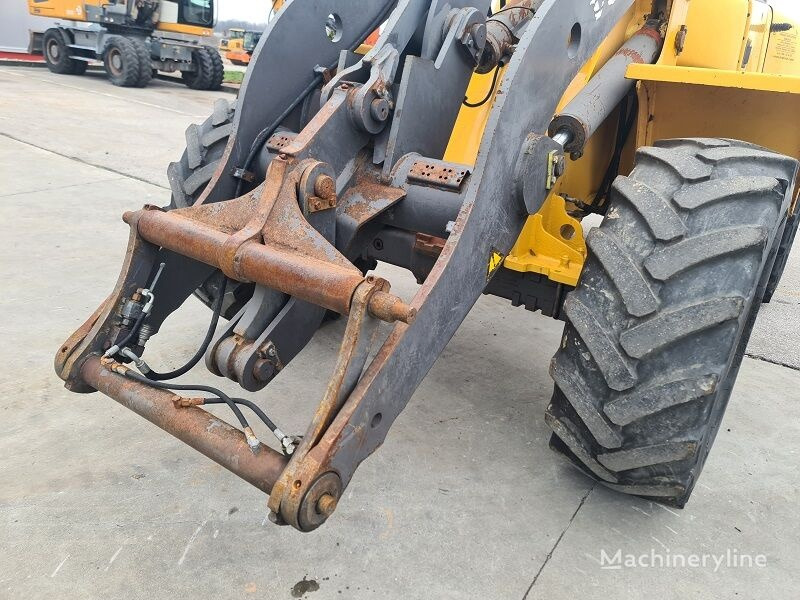 Wheel loader Volvo L40B