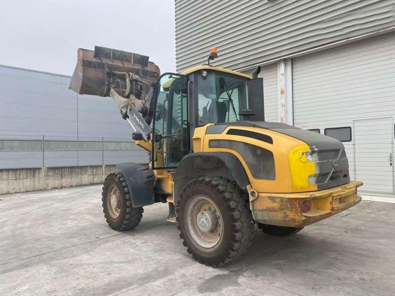 Wheel loader Volvo L45F