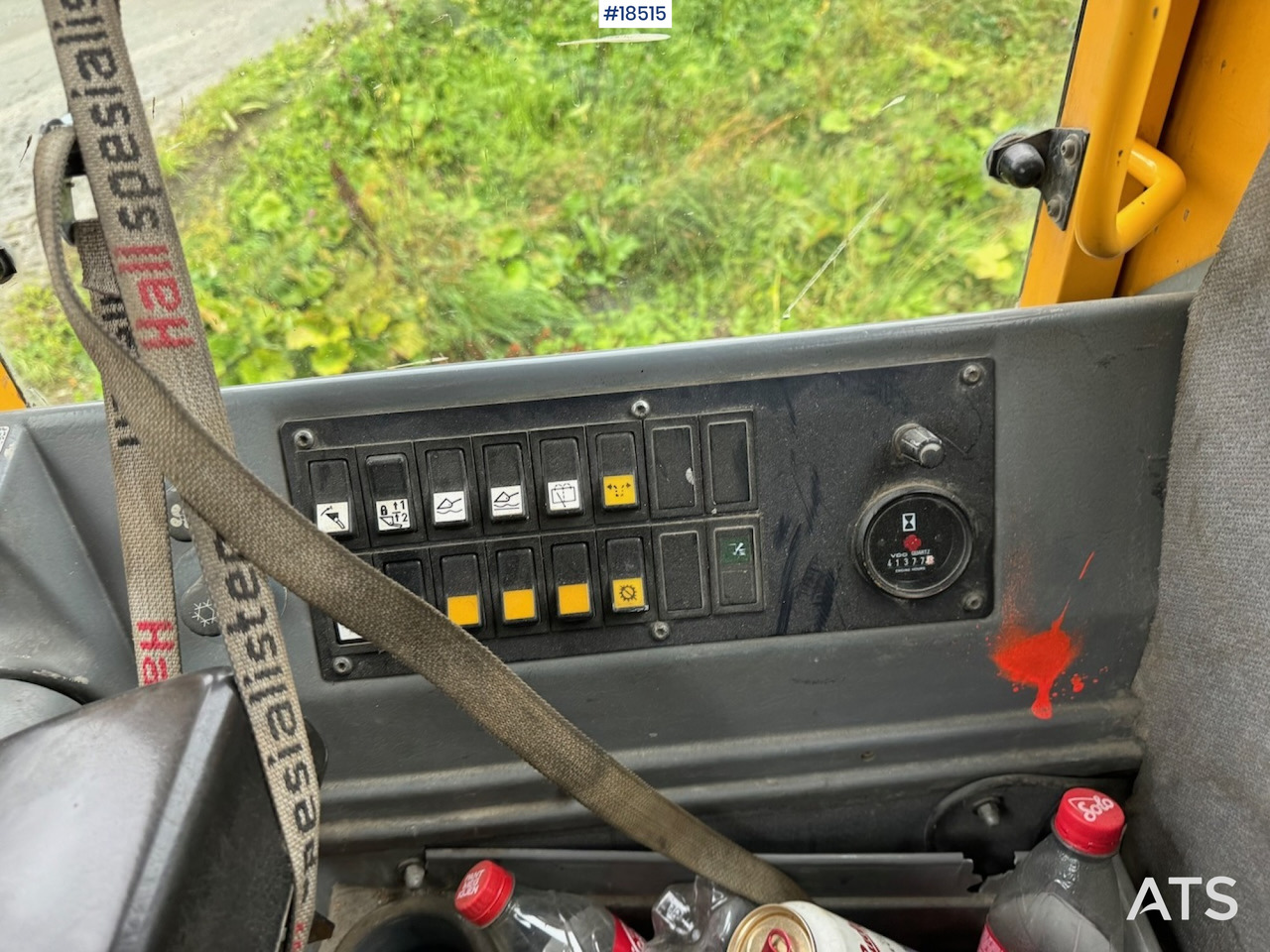 Wheel loader Volvo L90B