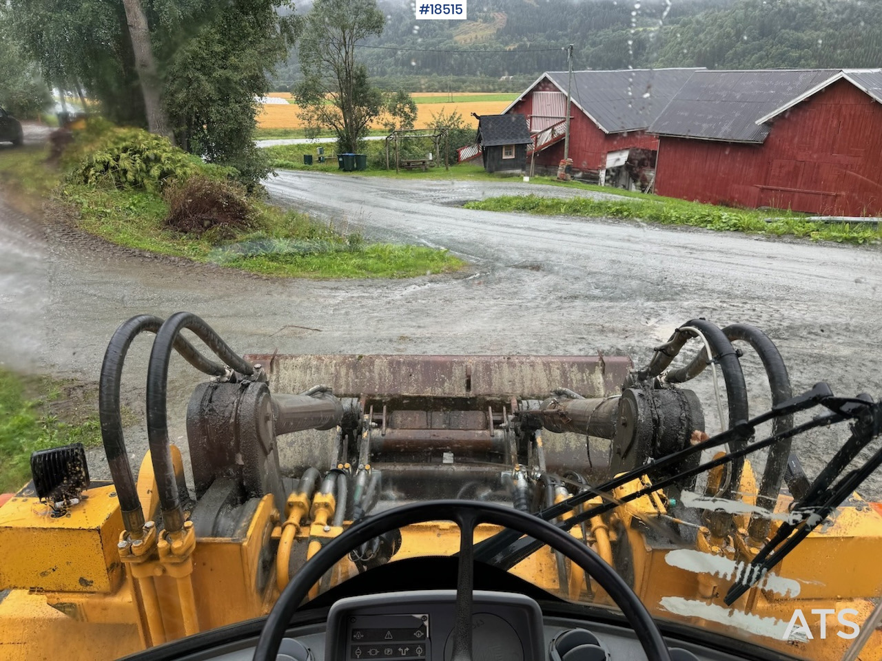 Wheel loader Volvo L90B