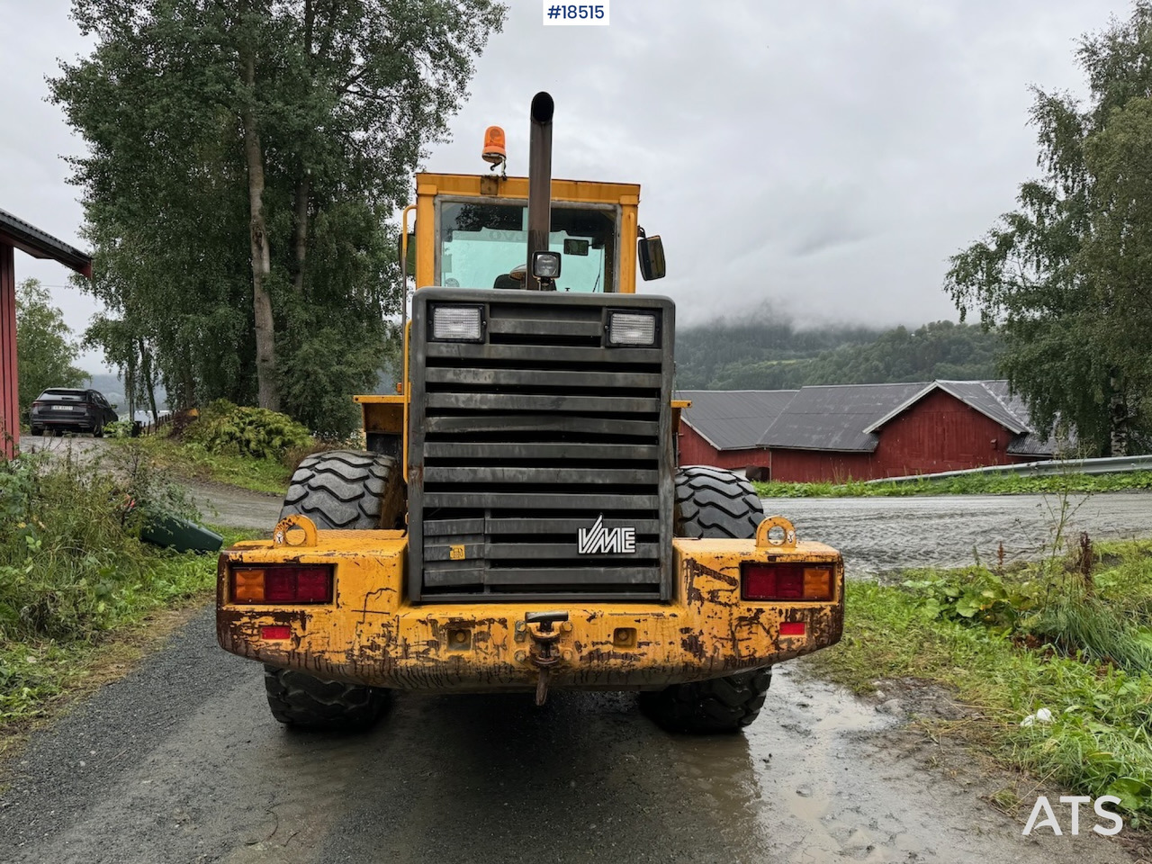 Wheel loader Volvo L90B