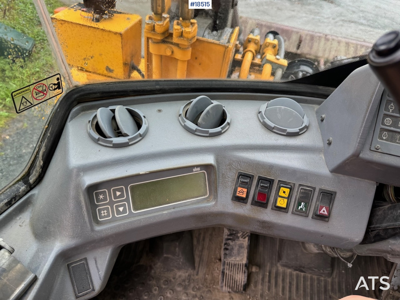 Wheel loader Volvo L90B