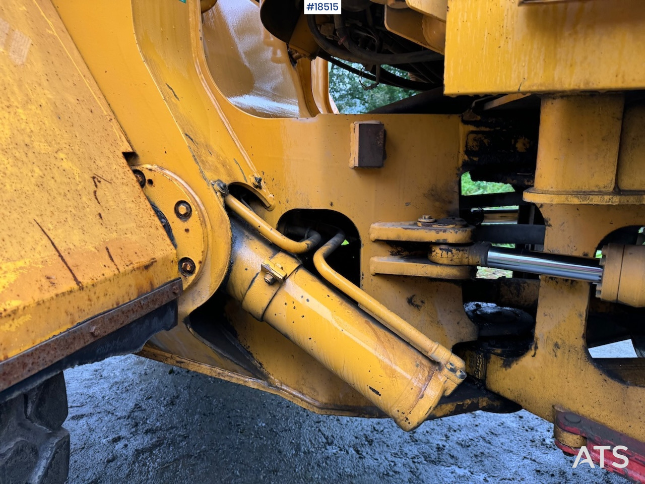 Wheel loader Volvo L90B