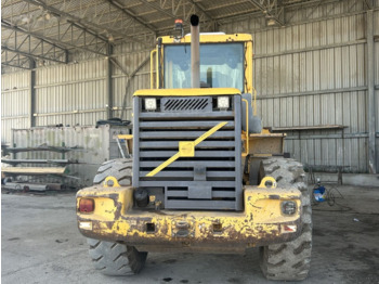 Wheel loader Volvo L90D