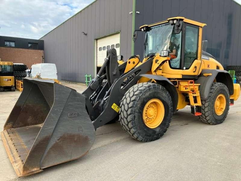 Wheel loader Volvo L90H