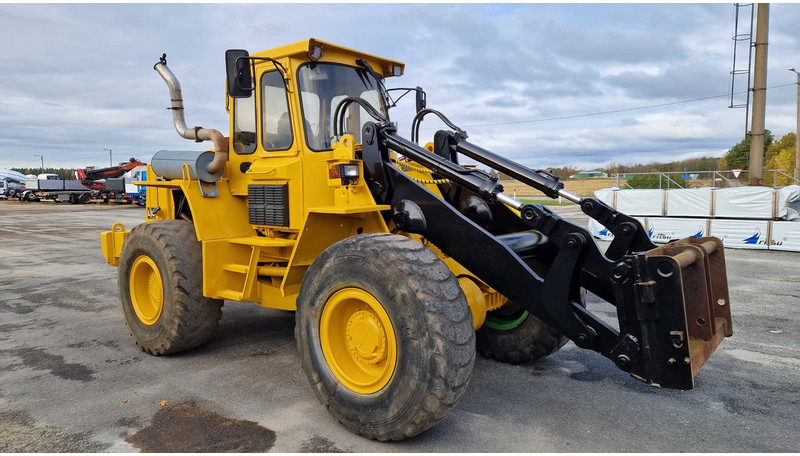 Wheel loader Volvo L90 4X4