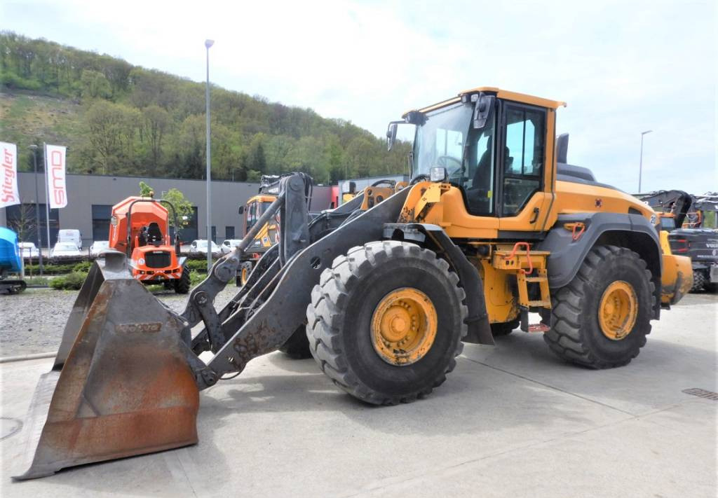 Wheel loader Volvo L 110 H