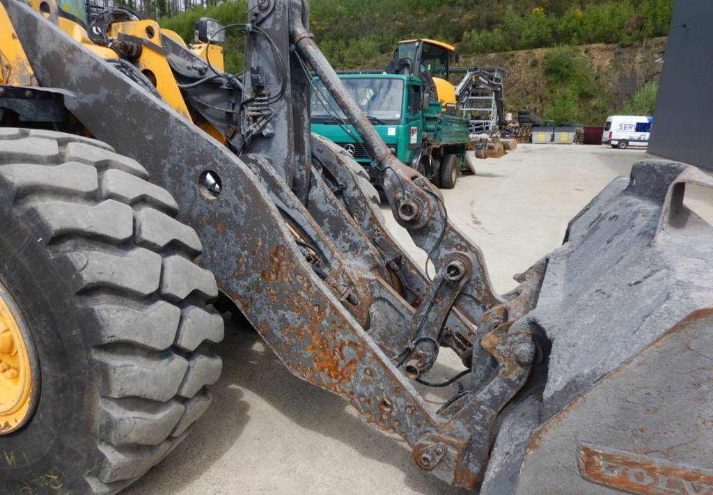 Wheel loader Volvo L 110 H