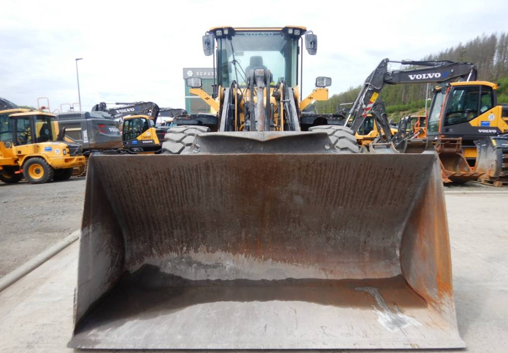 Wheel loader Volvo L 110 H