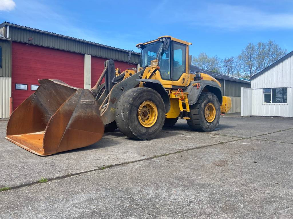 Wheel loader Volvo L 110 H