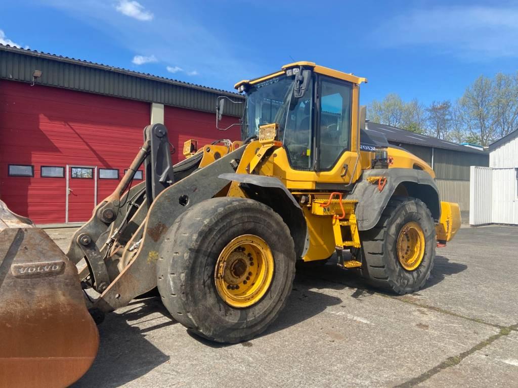 Wheel loader Volvo L 110 H