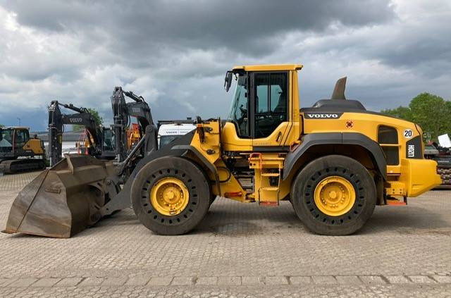 Wheel loader Volvo L 120 H LB