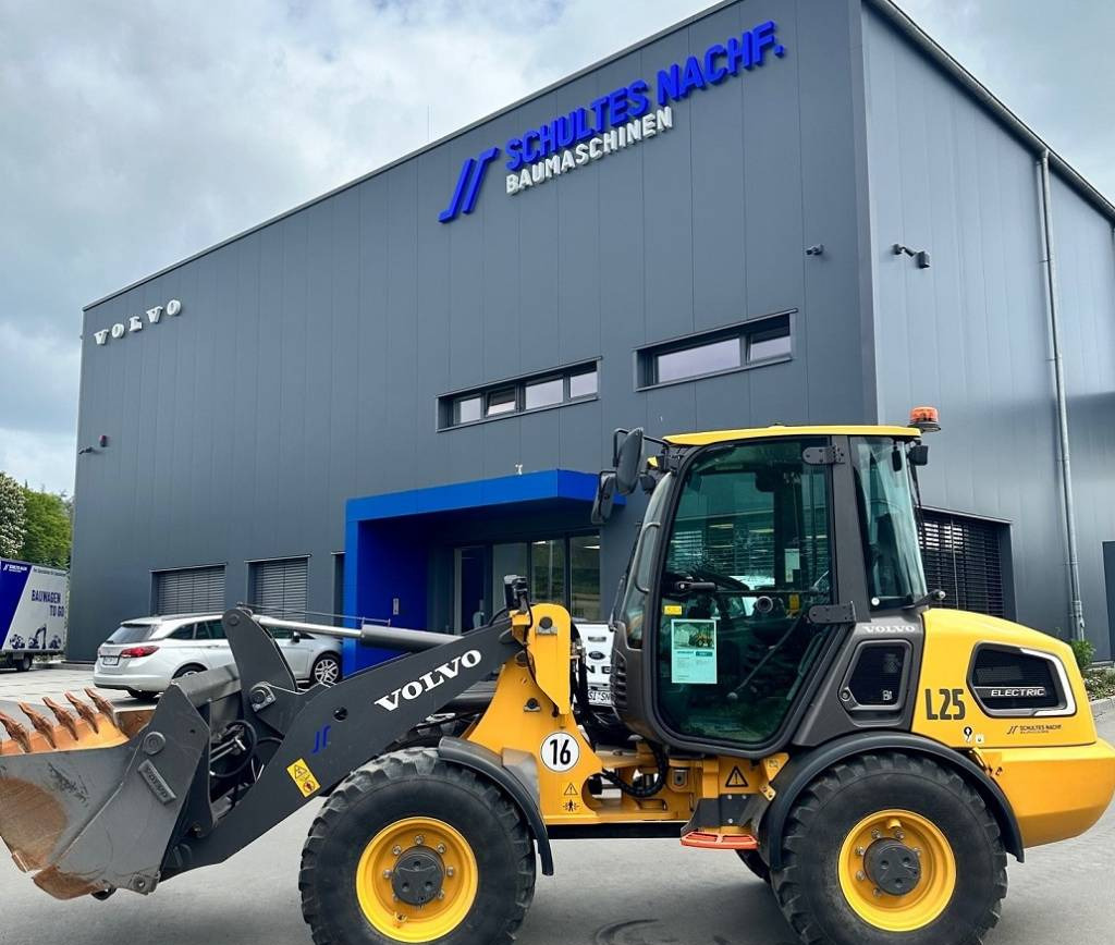 Wheel loader Volvo L 25 Electric