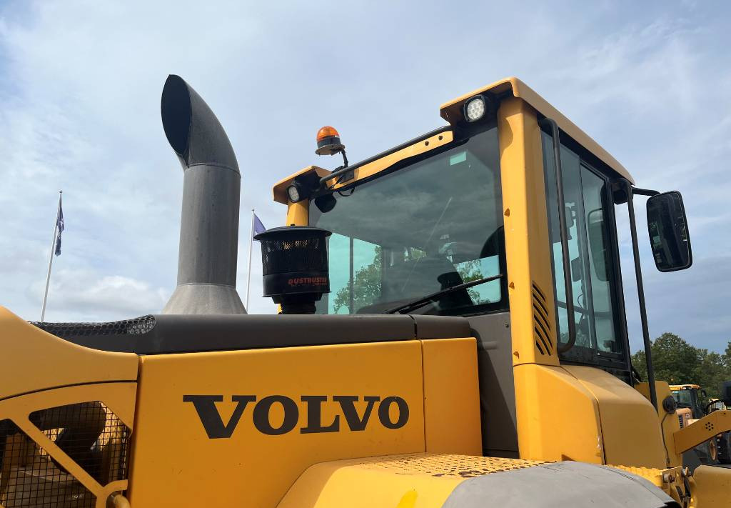 Wheel loader Volvo L 90 F